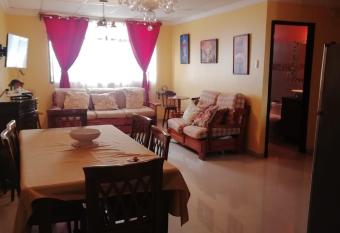 Apartaments Malecon 2000 allows 18 year olds to book a room