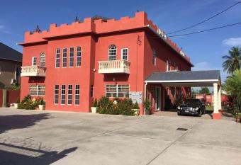 Montecristo Inn allows 18 year olds to book a room