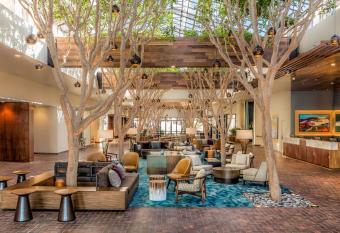 Portola Hotel & Spa At Monterey Bay has Balcony rooms