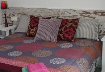 Apartment Fira Bcn Camp Nou has Balcony rooms