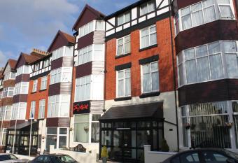 Ascot Hotel allows 18 year olds to book a room