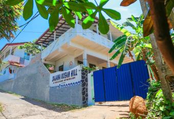 Sajana Ocean Hill has Balcony rooms