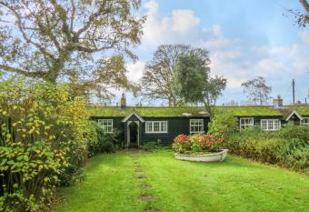 7 The Uplands has Balcony rooms