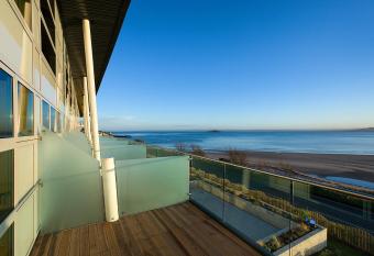 The Bay Hotel allows 18 year olds to book a room