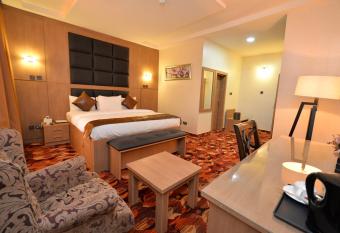 Treasures Suites & Conferences Abuja has Balcony rooms