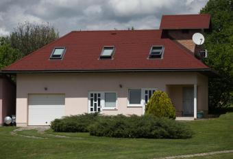 Apartment Oreskovic has Balcony rooms