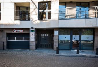 Supreme Apartments Vossa has Balcony rooms