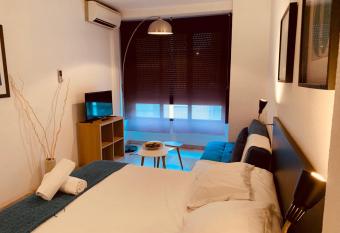 Stylish City Apartamentos has Balcony rooms