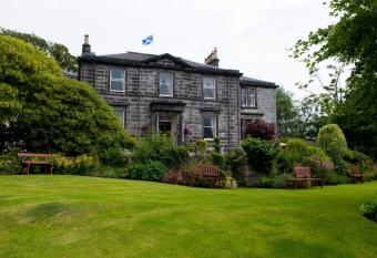 Garvock House Hotel allows 18 year olds to book a room