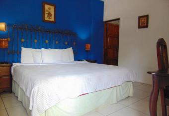 Managua Hills has Balcony rooms