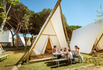 Kampaoh Tarifa allows 18 year olds to book a room