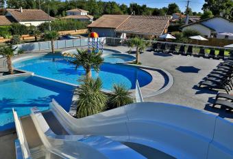 Domaine Les Abberts allows 18 year olds to book a room