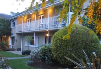 Pier House has Balcony rooms