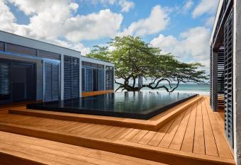 99 Surf Lodge has Balcony rooms