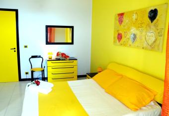 Venetico Il Gatto e La Volpe 2 has Balcony rooms