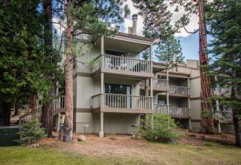 Nordic Retreat has Balcony rooms