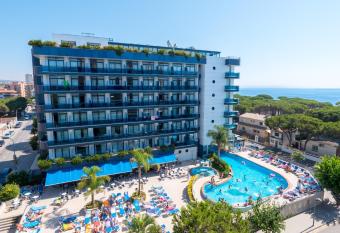 Hotel Blaucel has Balcony rooms