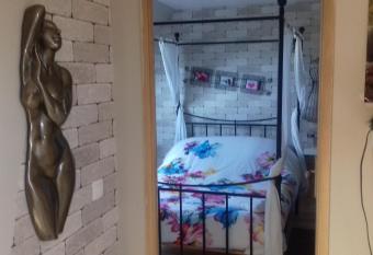 pastelle has Balcony rooms