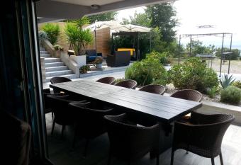 Apartment Nella Kostrena has Smoking rooms