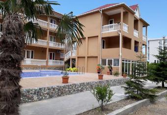 Guesthouse Natali has Balcony rooms