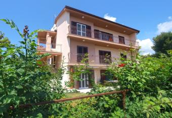 Apartments Lada 1217 has Balcony rooms