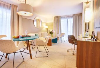 Fraser Suites Paris La D  fense has Balcony rooms