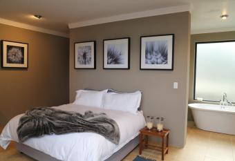 Natures Haven allows 18 year olds to book a room