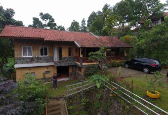 Villa Rumah Jiddah has Balcony rooms