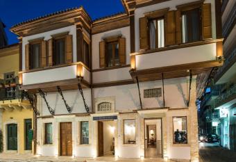 Veneziano Boutique Hotel allows 18 year olds to book a room