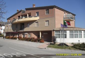 residence la collinetta has Balcony rooms