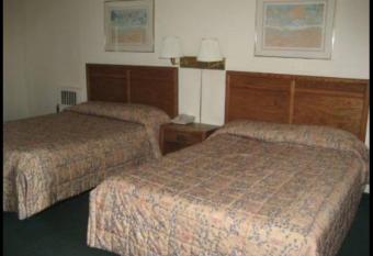 Arbor Inn Motor Lodge has Smoking rooms