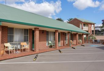 The Roseville Apartments has Balcony rooms