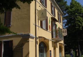 B&B Sant Antonio has Balcony rooms