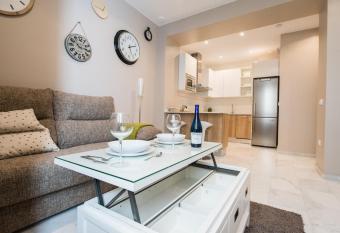 Sagasta 13 allows 18 year olds to book a room