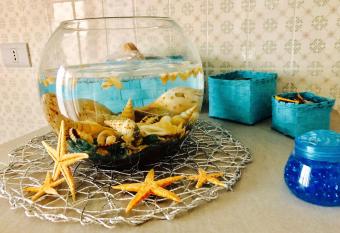 B&B Lo Scrigno has Balcony rooms