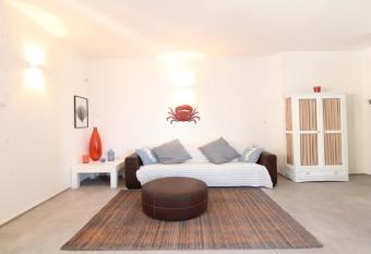 Sibilla has Balcony rooms