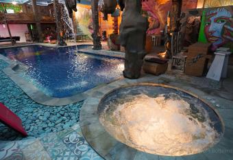 Bottelmania has Balcony rooms