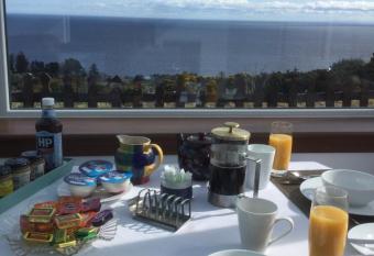 Piper s Cave bed and breakfast has Balcony rooms