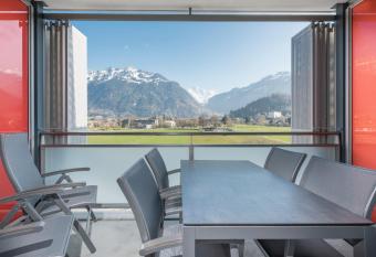 Hapimag Ferienwohnungen Interlaken allows 18 year olds to book a room