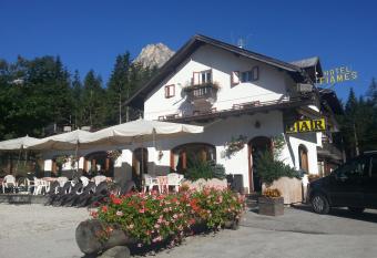 Hotel Fiames has Balcony rooms