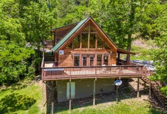 Smoky Waters has Balcony rooms