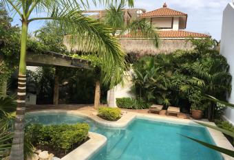 Villa Maria Bed and Breakfast allows 18 year olds to book a room