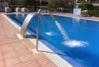 Apartamentos Australia has Balcony rooms