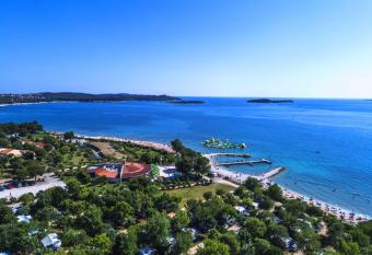 Glamping and Mobile Homes Lavanda - Holiday Centre Bi VIllage has Balcony rooms