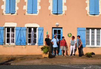 Gite De Lalizolle has Balcony rooms