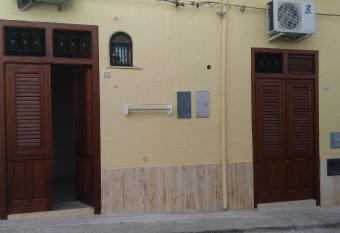 Appartamenti La Stella allows 18 year olds to book a room