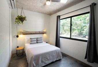 Casa Pia allows 18 year olds to book a room