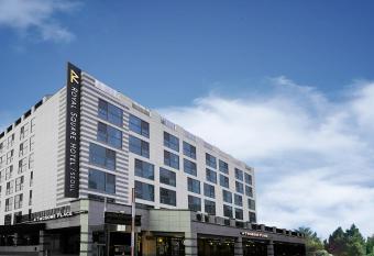 Royal Square Hotel Seoul allows 18 year olds to book a room