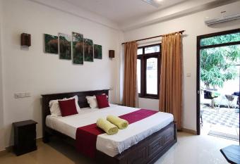 Weligama Watergate Resort has Balcony rooms