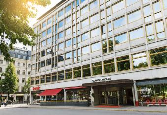 Scandic Anglais allows 18 year olds to book a room